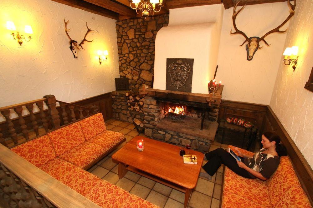 Hotel Landgasthof Adler Altenrond Buitenkant foto