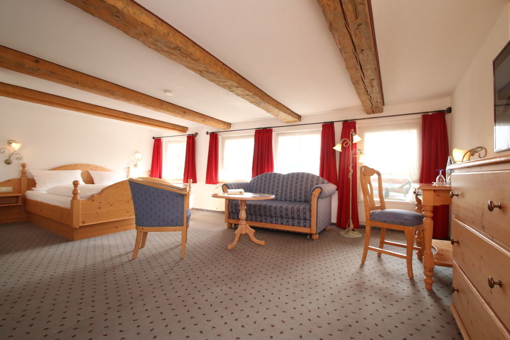 Hotel Landgasthof Adler Altenrond Buitenkant foto
