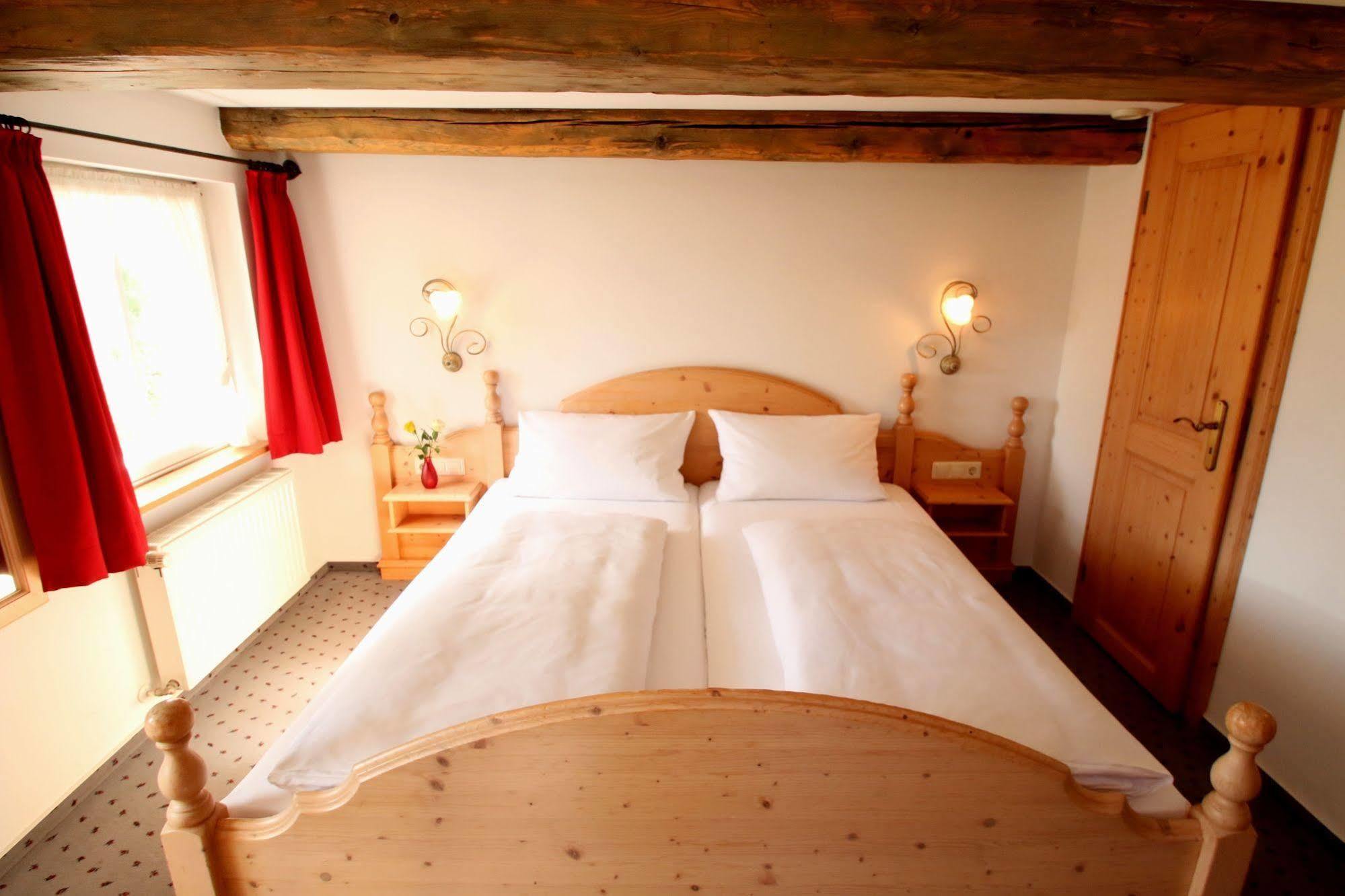 Hotel Landgasthof Adler Altenrond Buitenkant foto